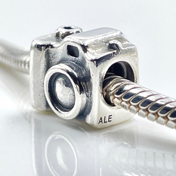 Pandora camera charm - Picture 5 of 7